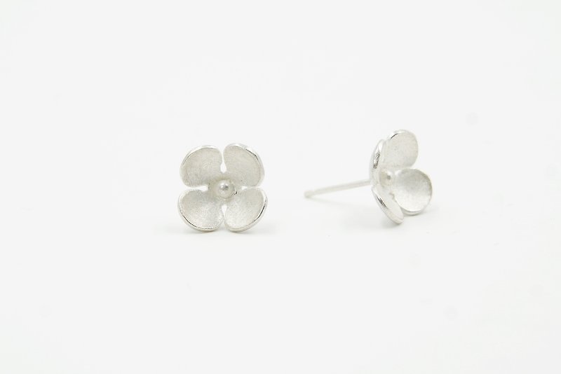 I-Shan13 Shanmo Flower and Bird Fish Series / Hydrangea Earrings Small - Earrings & Clip-ons - Sterling Silver Silver