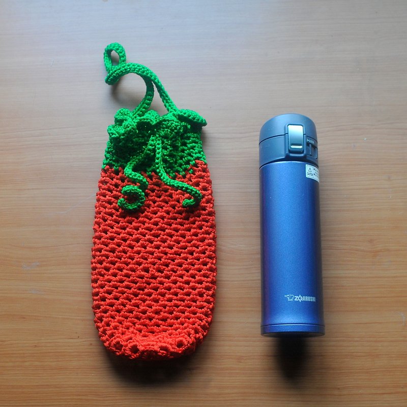 Big strawberry water bottle bag/two-color Chinese knot rope weaving/ - Other - Other Materials 