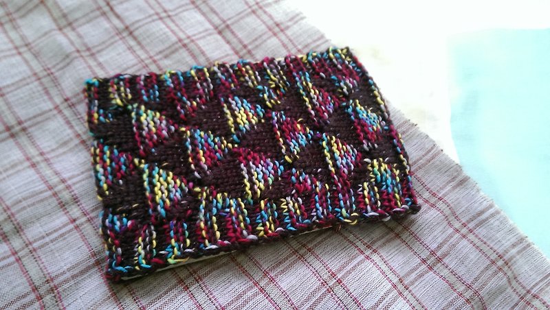 Lan hand-made knitted headband triangle weave (colorful and dark burgundy yarn) - ที่คาดผม - วัสดุอื่นๆ สีแดง