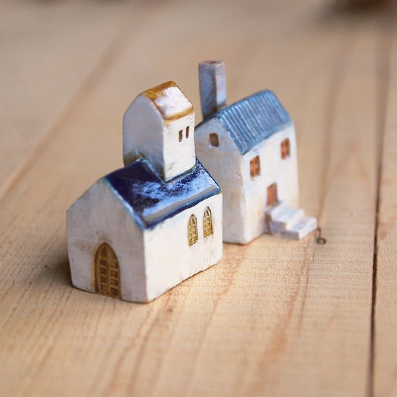 Blue Roof -5 Southern France Thao house (ceramic 2) Christmas + Birthday Gifts - เซรามิก - เครื่องลายคราม สีน้ำเงิน
