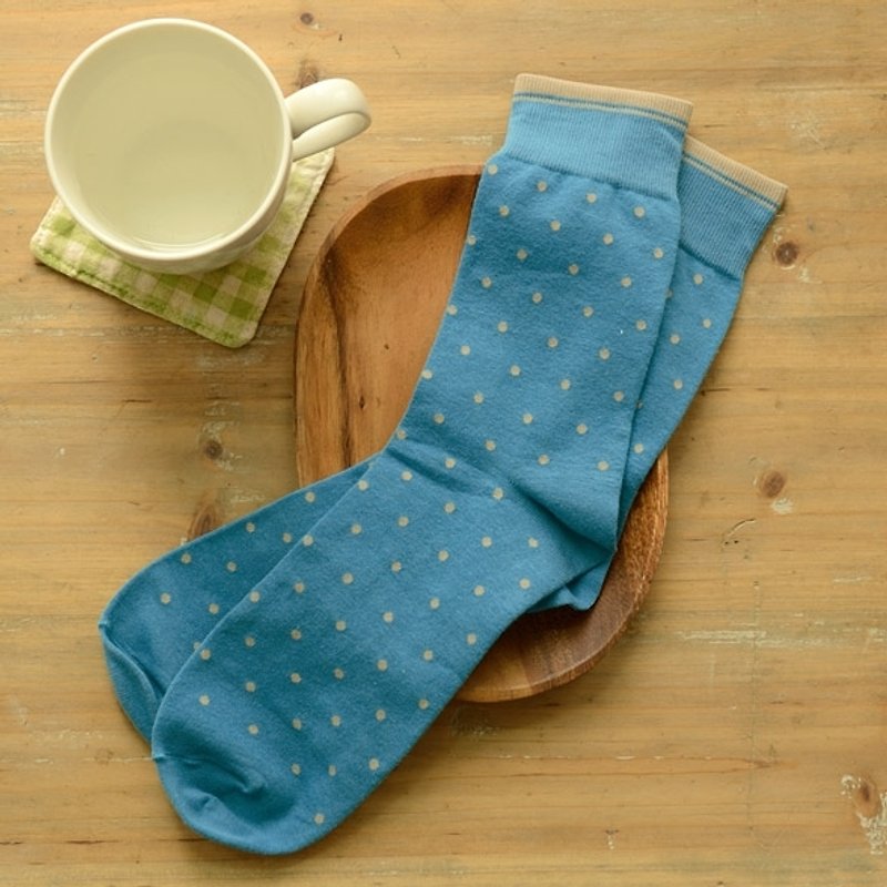 Lin Guoliang Color Polka Dot Gentleman Socks Lake Blue - ถุงเท้าข้อกลาง - ผ้าฝ้าย/ผ้าลินิน สีน้ำเงิน