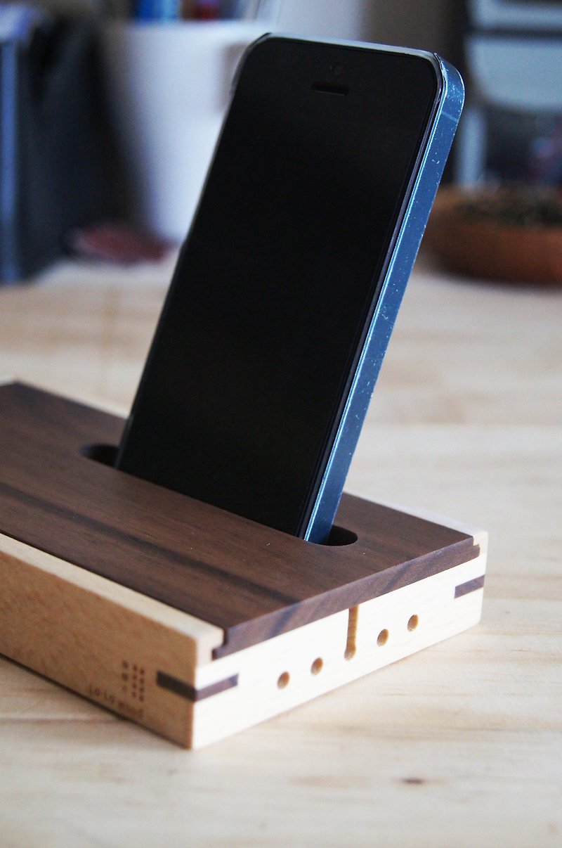 Phone wood box - Speakers - Wood 