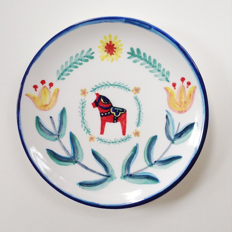 Hand-painted 7-inch cake pan / tray - Dala horse - Small Plates & Saucers - Other Materials Red