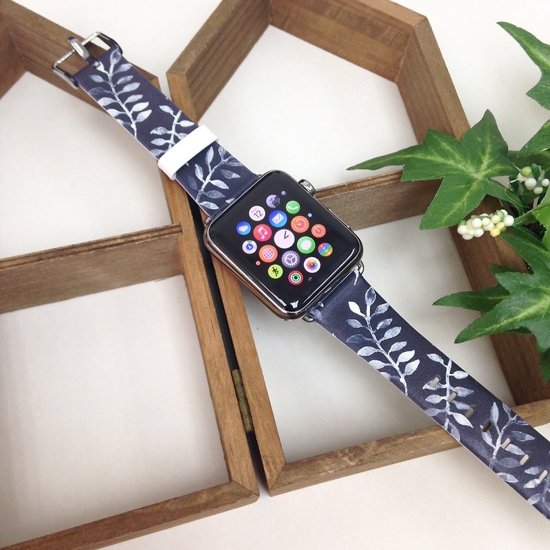 Leaves Pattern Deep Blue Printed on Leather watch band for Apple Watch Series1-5 - สายนาฬิกา - หนังแท้ สีน้ำเงิน