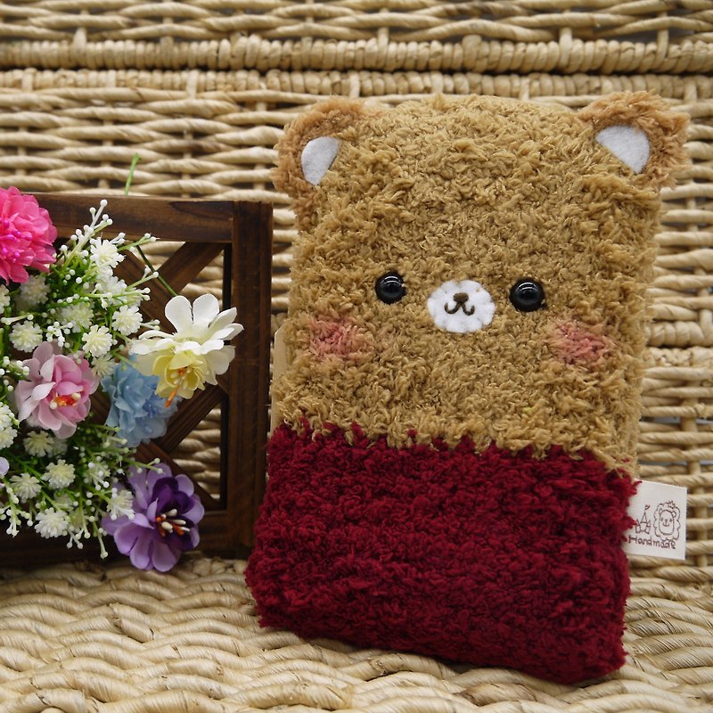 Caramel Bear-wool woven mobile phone bag mobile phone bag iphone samsung millet - เคส/ซองมือถือ - วัสดุอื่นๆ สีนำ้ตาล