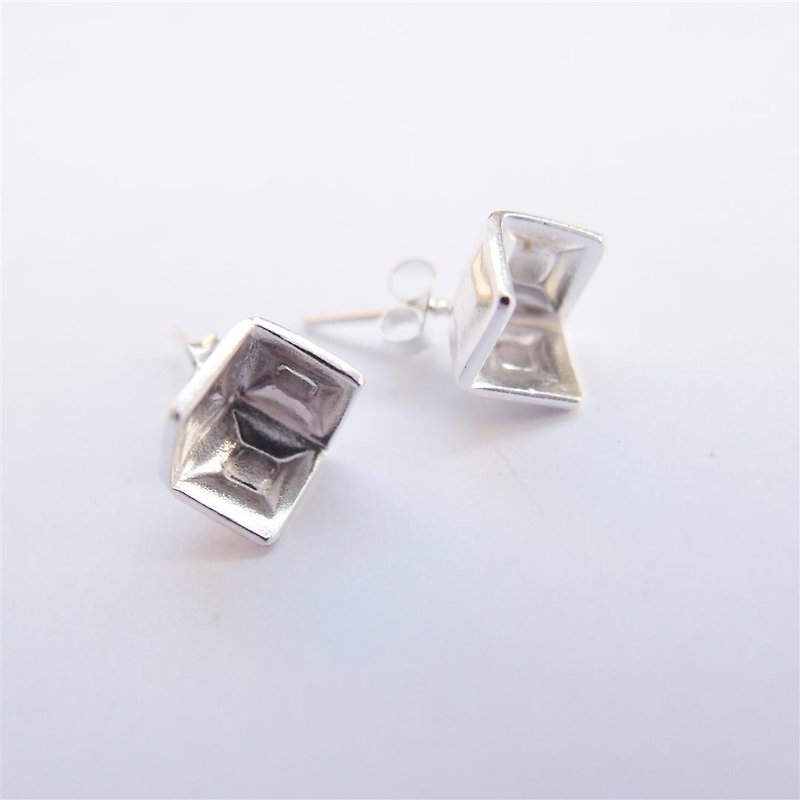 Square space 925 sterling silver earrings --- B section - ต่างหู - โลหะ 