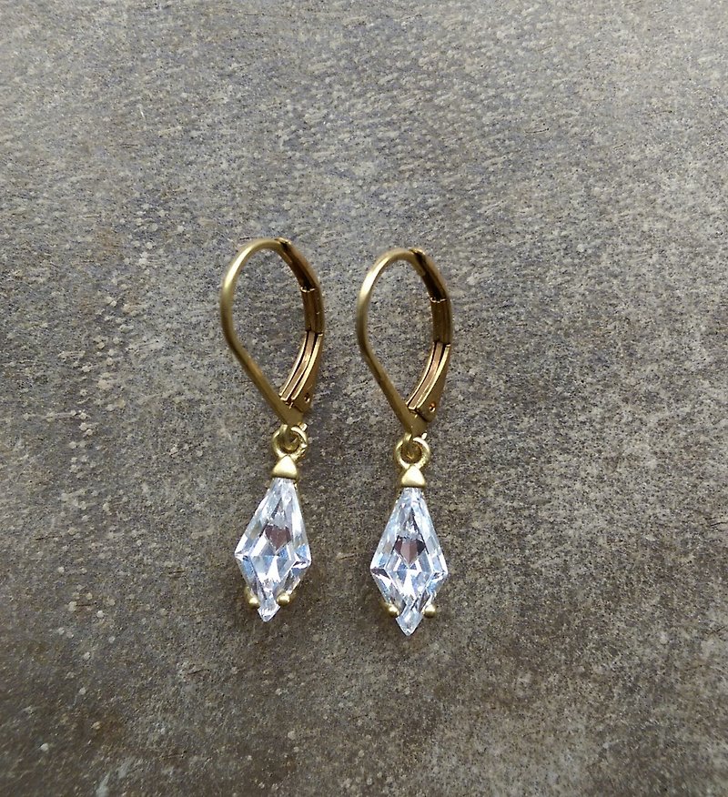 シンプルなレトロなダイヤモンドのイヤリングのジルコン - ピアス・イヤリング - 宝石 