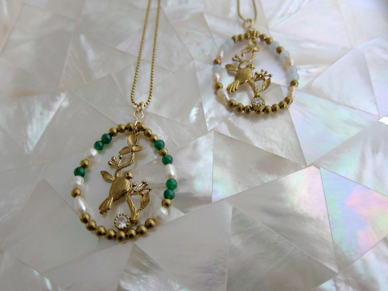 Minertés+Children's Fun Series-No.5-Birdcage-Pearl‧Green Jade Bronze Necklace+ - Necklaces - Semi-Precious Stones Multicolor