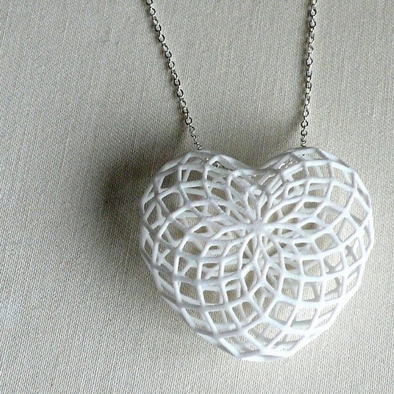 heart necklace - Necklaces - Plastic White