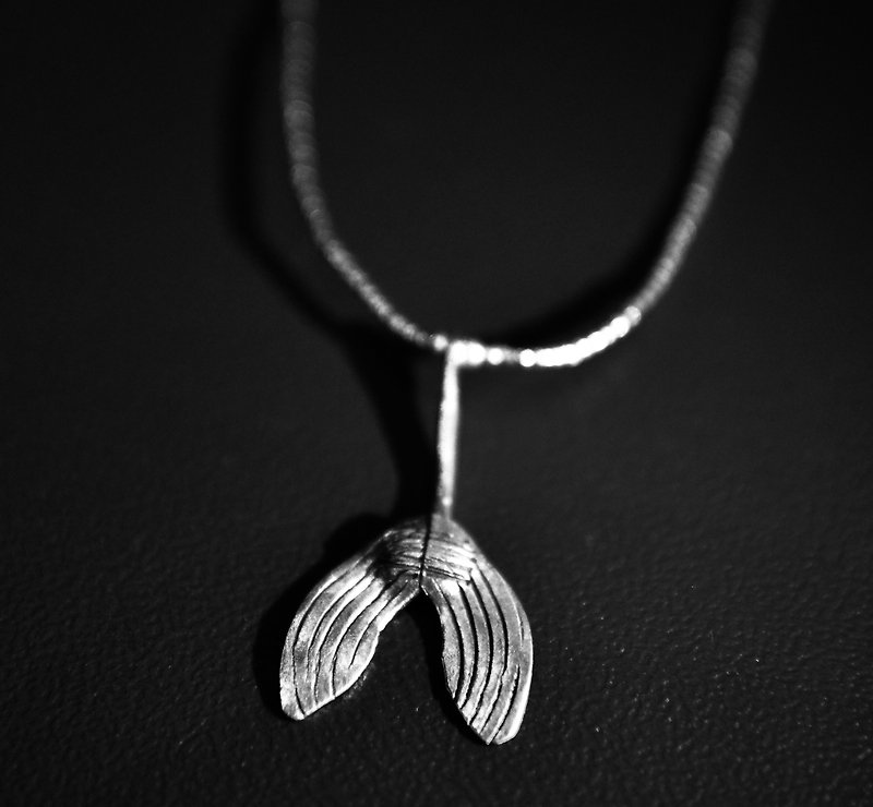 Sterling Silver Ornaments _ Maple Seed Necklace _ Woven Elf Wings - Necklaces - Gemstone Gray