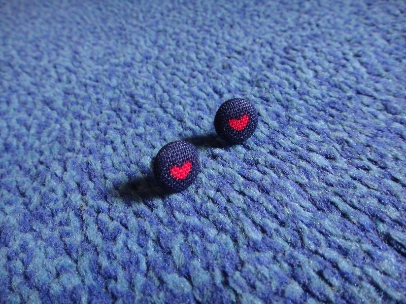 (C) _ Little Love cloth button earrings C20BT / UZ01 - ต่างหู - ผ้าฝ้าย/ผ้าลินิน 