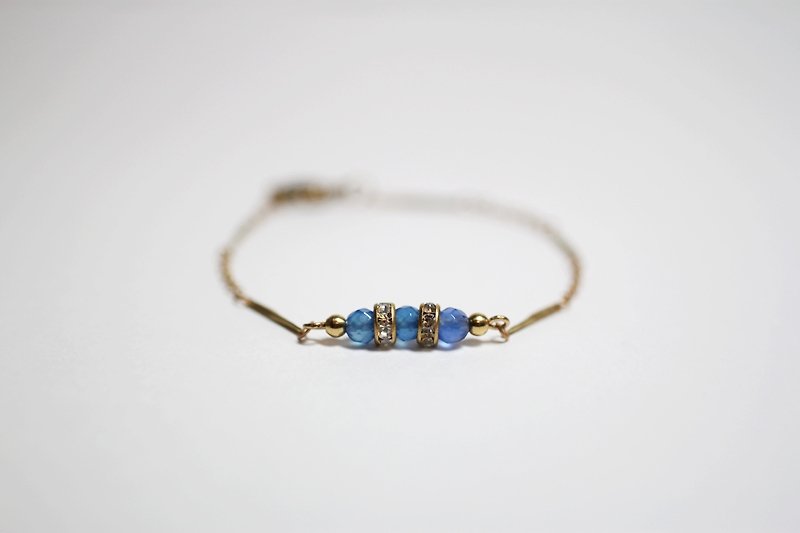 Navy blue agate diamond pieces elegant brass classical modeling Bracelet