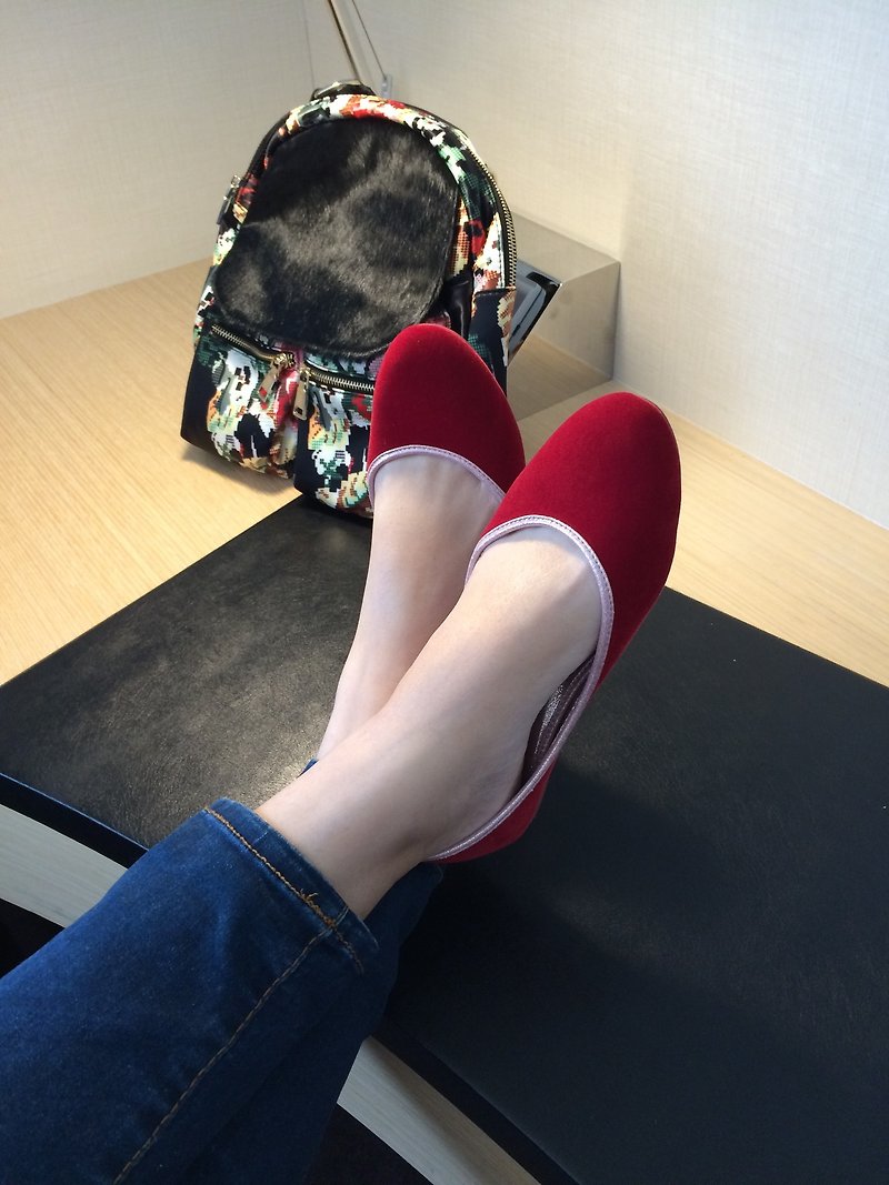 玫瑰(紅)時尚季節限定WL微尖楦平底鞋－Red Flat - 女款休閒鞋 - 其他材質 多色