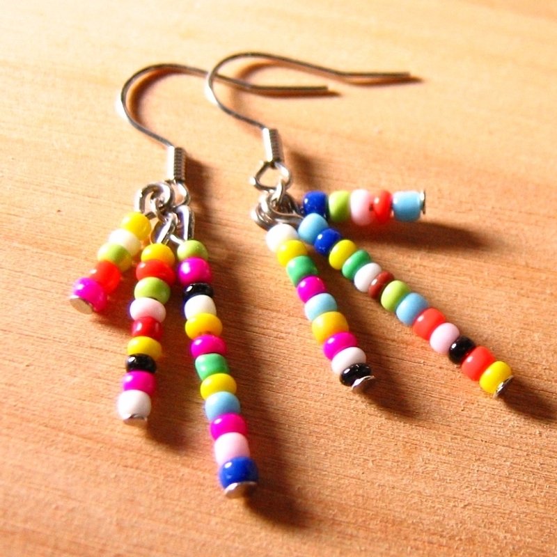 Sparking耳環 - Candy Bee純手作耳環 - Earrings & Clip-ons - Other Materials Multicolor