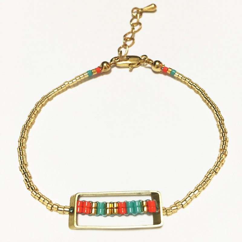 ololssim 3D rectangular box ethnic bracelet (0127) - สร้อยข้อมือ - วัสดุอื่นๆ สีทอง