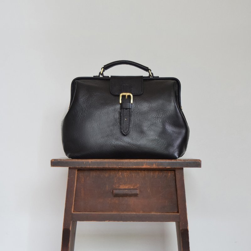 [30 gold doctor bag] vegetable tanned leather / brown / black / portable / shoulder - กระเป๋าเอกสาร - หนังแท้ สีดำ
