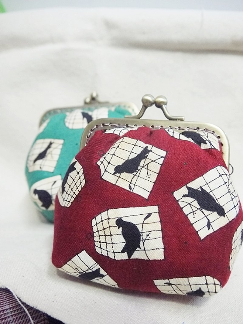 + Not a caged bird - red models + purse mouth gold package - Coin Purses - Other Materials Red