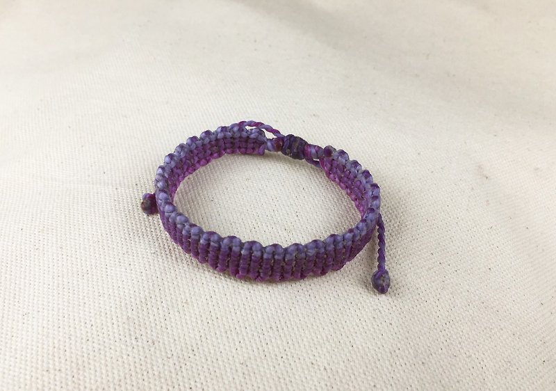 【Three Missing】Silk Wax Thread Braided Bracelet - Bracelets - Other Materials Multicolor