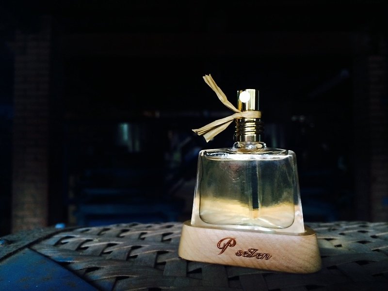 P. Seven  [mor] Tea Perfume  - Taiwanese Tea Perfume - Other - Other Materials Khaki