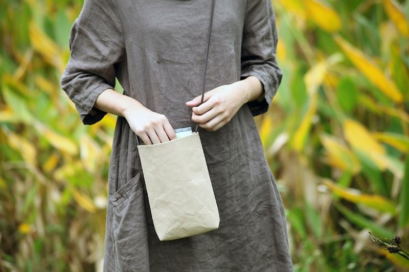 Leatherware. Easy to play travel series / small travel companion light bag - Messenger Bags & Sling Bags - Paper Khaki