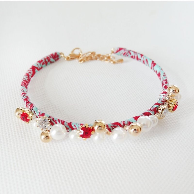 Cha mimi。魅力低調。可愛碎花布邊 珍珠鑽飾 手環 - 手鍊/手環 - 其他材質 紅色