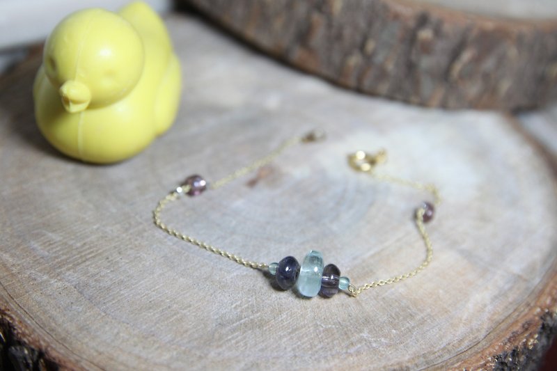 Aquamarine, violet blue bluestone with all through Monique gilded beads bracelet - Bracelets - Gemstone Blue