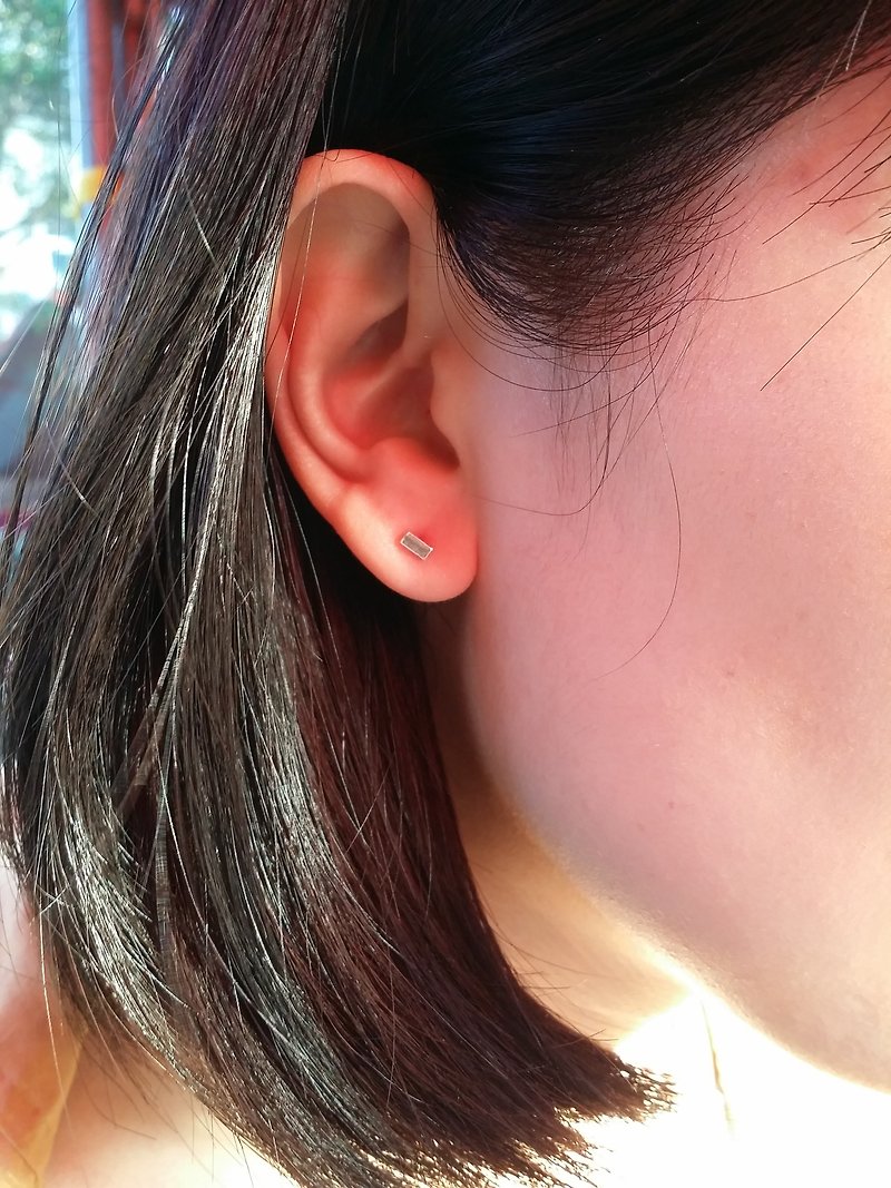 Sterling silver earrings, light jewelry, small square personality - ต่างหู - เงินแท้ สีเงิน