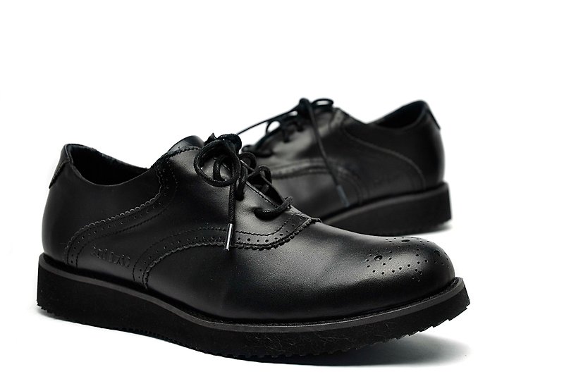 Temple Xiaoliang Product British Carved Leather Blow Saddle Shoes Black - รองเท้าลำลองผู้ชาย - หนังแท้ สีดำ