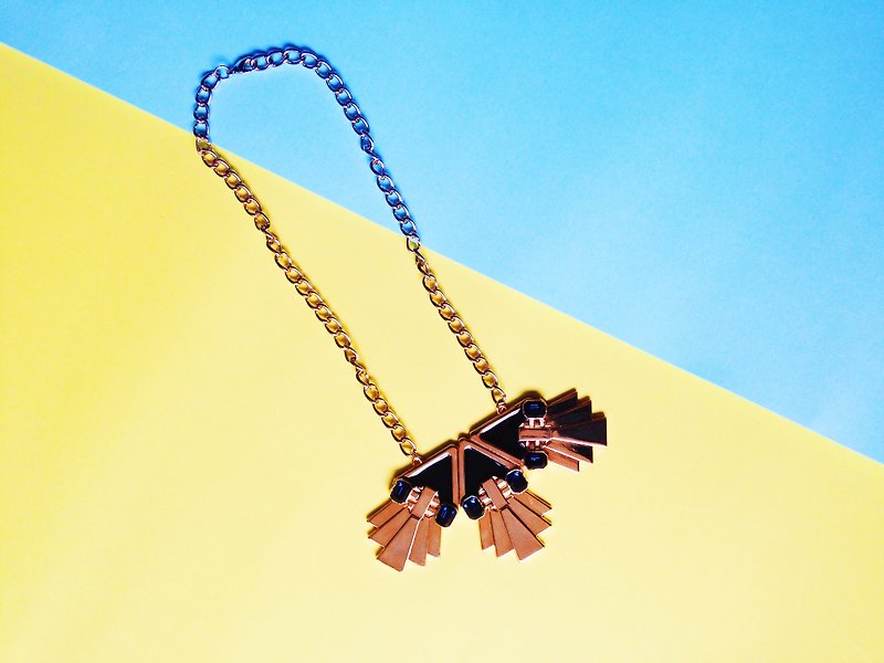 Art Deco necklace / Belle Epoque necklace - สร้อยคอ - โลหะ สีทอง