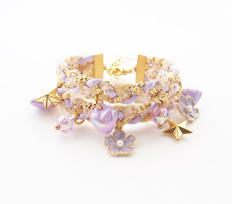 Flower girl bracelet - braided bracelet - lilac jewelry - kawaii bracelet - kawaii accessories - lolita accessories - fairy kei - สร้อยข้อมือ - วัสดุอื่นๆ สีม่วง