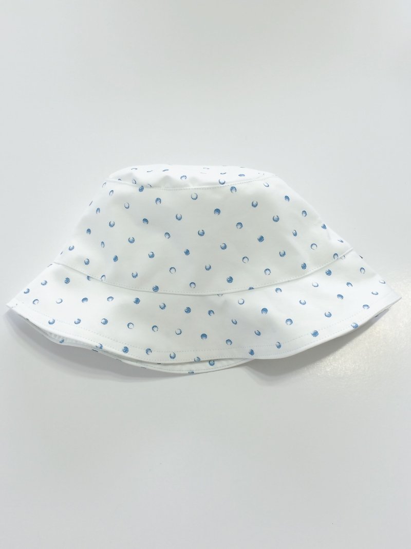 MaryWil Bucket Hat-White Moon - หมวก - กระดาษ ขาว