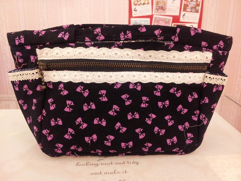 Japanese bags finishing Bag - Purple Ribbon - กระเป๋าเครื่องสำอาง - วัสดุอื่นๆ สีม่วง