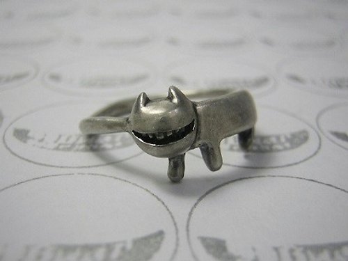 llllllooo miaow with a smile ( cat sterling silver ring 微笑 貓 猫 戒指 指环 指環 刻字 銀 )