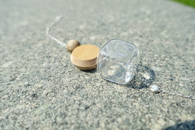 Simple Silver transparent glass beads _ _ Phoebe bracelet irregular cylindrical timber - Bracelets - Other Materials Brown