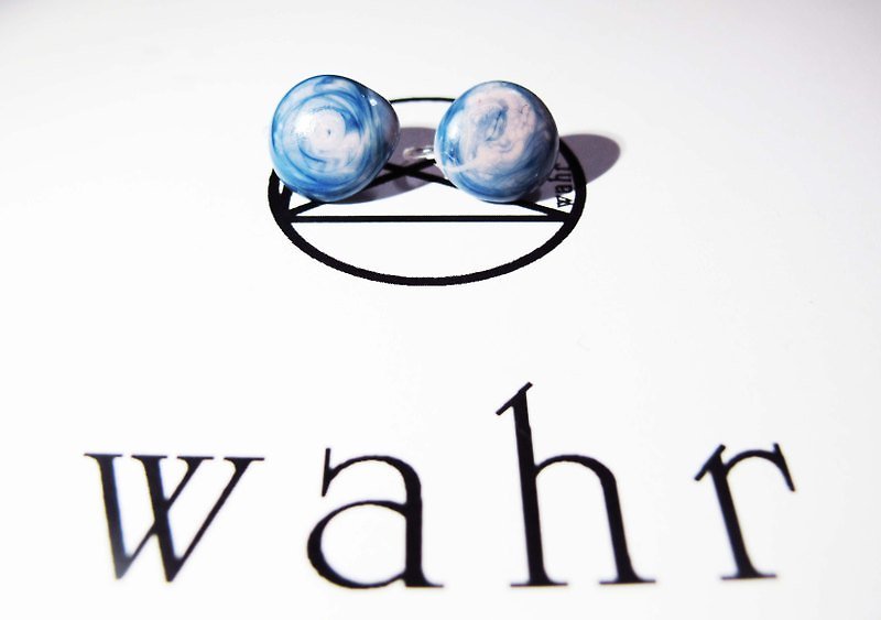 【Wahr】-夾式-藍液體耳環(一對) - 耳環/耳夾 - 防水材質 白色