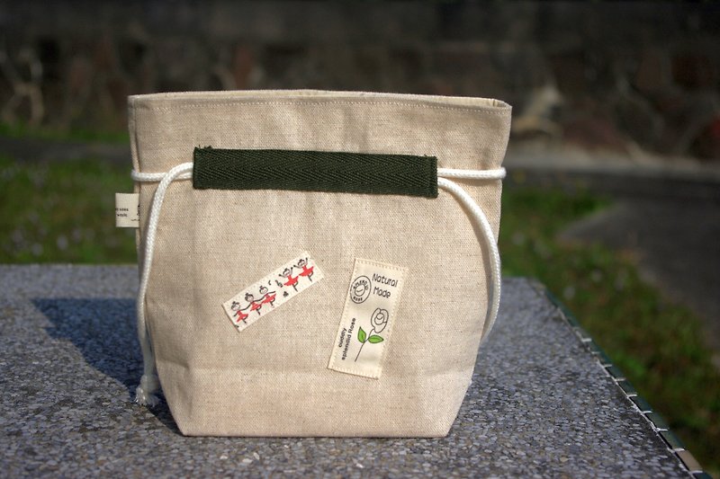 自然風的束口袋-1-3  可加印英文名 自己專屬的小包包 - Toiletry Bags & Pouches - Cotton & Hemp White