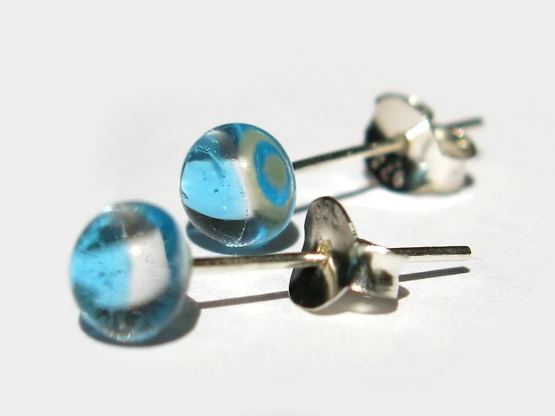 Yang Liuli sterling silver earrings / transparent sea blue (ear acupuncture, Clip-On)