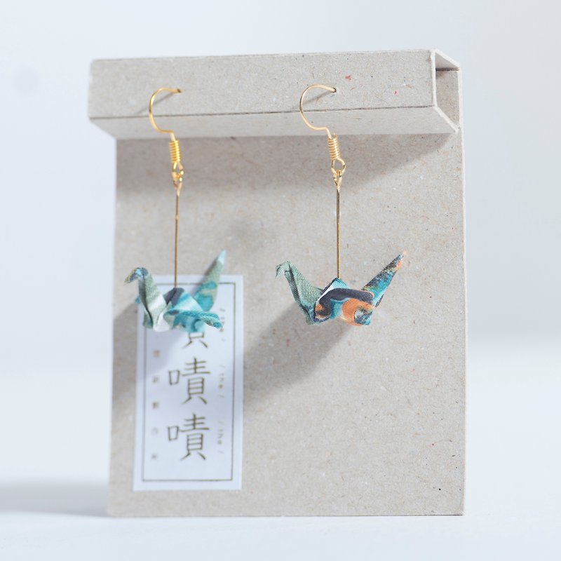\Crane Crane/ Origami Earrings_Green Flower - ต่างหู - วัสดุอื่นๆ สีเขียว