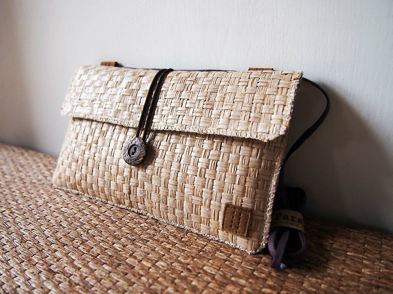 Paralife Custom Size White Brown Grass Woven Clutch / Baguette / Shoulder Bag - Clutch Bags - Paper 