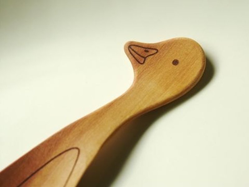 日本廠商籐芸出品 可愛動物園 天然木製點心匙 小鴨   (單支) - 餐具/刀叉湯匙 - 木頭 咖啡色