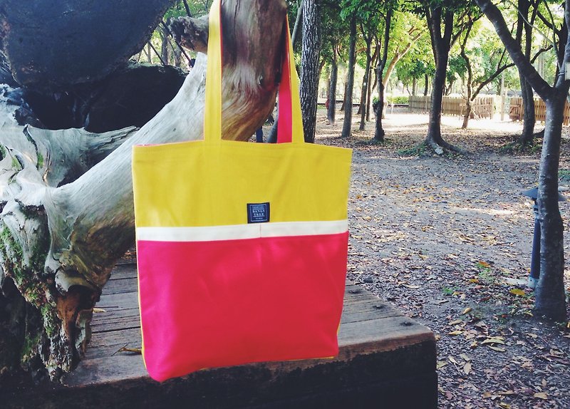 Tree :: :: bangs shoulder tote bag _ yellow red (shelf in) - กระเป๋าแมสเซนเจอร์ - วัสดุอื่นๆ สีเหลือง