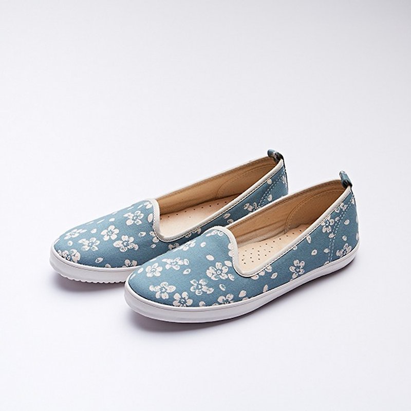 Comfortable Casual Flat Shoes Floral Cotton Cherry Blossoms Blue - รองเท้าลำลองผู้หญิง - ผ้าฝ้าย/ผ้าลินิน สีน้ำเงิน