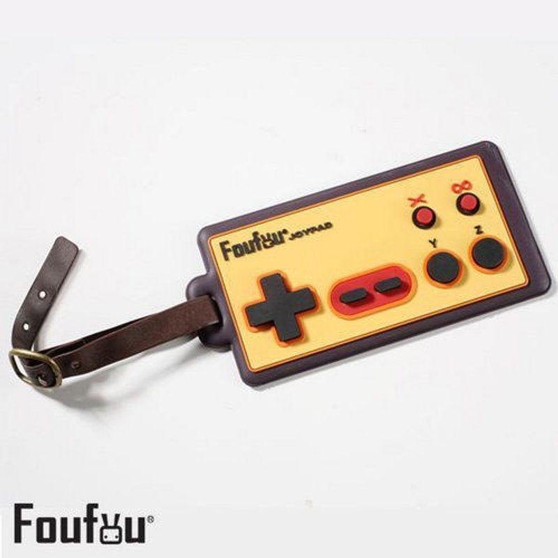 《Foufou》- 立體造型票夾/行李吊牌- 復古電玩遙控器 - 吊飾/掛飾 - 其他材質 咖啡色