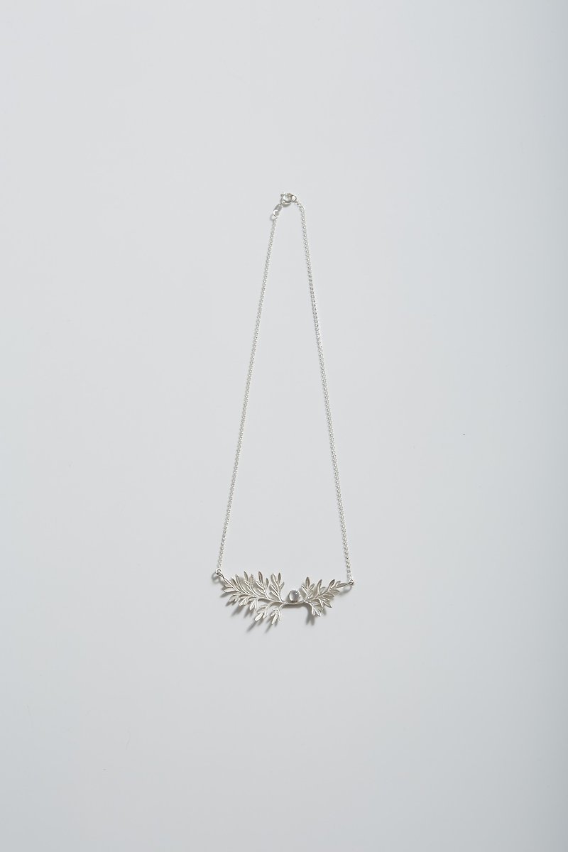 I-Shan13 Two Leaf Lavender Necklace - Necklaces - Other Metals 