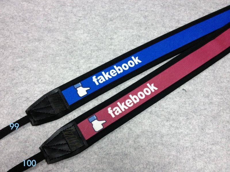 BLR Handmade Reduce stress Camera strap  Facebook? Fakebook! - ที่ใส่บัตรคล้องคอ - วัสดุอื่นๆ สีน้ำเงิน