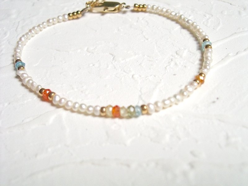Mini pearl colored Gemstone bracelet - สร้อยข้อมือ - วัสดุอื่นๆ หลากหลายสี