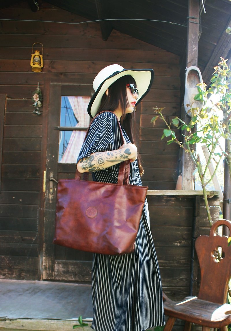 F890 Italian system (Vintage) brown genuine leather handbag (Made in Italy circular leather standard) - กระเป๋าถือ - หนังแท้ สีนำ้ตาล
