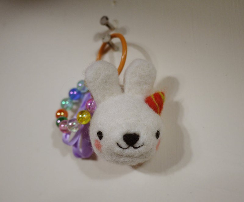 Birthday party can be made of rabbit necklace / Bag Charm / Key Chains (alternative function) - ที่ห้อยกุญแจ - ขนแกะ ขาว