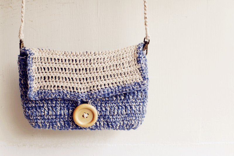 [Good day] blue knit hand-made shoulder bag - กระเป๋าแมสเซนเจอร์ - ผ้าฝ้าย/ผ้าลินิน สีน้ำเงิน