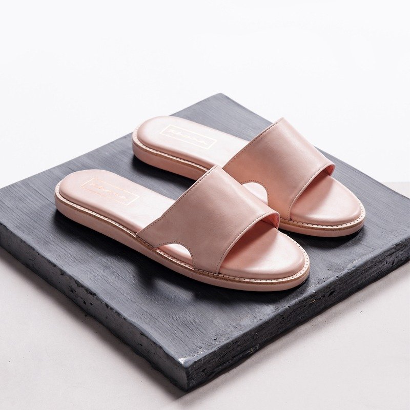 Basic Sandals Shoes - Pink beige - รองเท้ารัดส้น - หนังแท้ สึชมพู